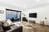 https://images.listonce.com.au/custom/160x/listings/24-flora-grove-wantirna-south-vic-3152/715/00522715_img_02.jpg?V0bUy1K9qy0