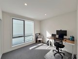 https://images.listonce.com.au/custom/160x/listings/24-forrest-street-geelong-vic-3220/347/01941347_img_04.jpg?294HS7lv1cg