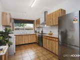 https://images.listonce.com.au/custom/160x/listings/24-franklin-street-newport-vic-3015/532/01203532_img_04.jpg?r7te6z-BiVU