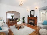 https://images.listonce.com.au/custom/160x/listings/24-franklin-street-newport-vic-3015/560/01202560_img_03.jpg?fNd26VFf8Js