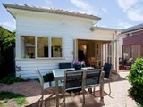 https://images.listonce.com.au/custom/160x/listings/24-garnet-street-brunswick-vic-3056/426/00847426_img_10.jpg?Ds-fzXpbEZ0