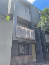 https://images.listonce.com.au/custom/160x/listings/24-gear-street-brunswick-east-vic-3057/836/01622836_img_06.jpg?WwruXcQ25xA