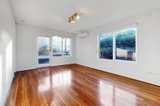 https://images.listonce.com.au/custom/160x/listings/24-george-street-north-melbourne-vic-3051/982/01850982_img_15.jpg?YIQPPA37Q6w
