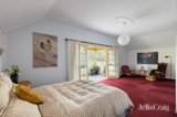 https://images.listonce.com.au/custom/160x/listings/24-gladstone-road-briar-hill-vic-3088/294/01933294_img_14.jpg?px0cq2UWuqg