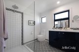 https://images.listonce.com.au/custom/160x/listings/24-grenville-street-daylesford-vic-3460/611/01922611_img_15.jpg?QpbWMbilhT0