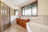 https://images.listonce.com.au/custom/160x/listings/24-greville-road-rosanna-vic-3084/265/01630265_img_11.jpg?raA3GvuRpf0