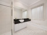 https://images.listonce.com.au/custom/160x/listings/24-greythorn-road-balwyn-north-vic-3104/317/01684317_img_09.jpg?_J6HhPkNKRk