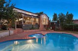 https://images.listonce.com.au/custom/160x/listings/24-harrow-street-blackburn-south-vic-3130/924/00636924_img_07.jpg?zxNLrCcLaYw