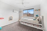 https://images.listonce.com.au/custom/160x/listings/24-honour-avenue-winter-valley-vic-3358/112/01894112_img_02.jpg?3o9n3JBc8lU