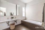 https://images.listonce.com.au/custom/160x/listings/24-hope-street-glen-iris-vic-3146/002/01810002_img_15.jpg?Tqa6VuoBqc0