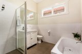 https://images.listonce.com.au/custom/160x/listings/24-howitt-street-northcote-vic-3070/103/00411103_img_09.jpg?-qMUFx5DoUc