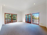 https://images.listonce.com.au/custom/160x/listings/24-hutchinson-street-bentleigh-vic-3204/377/01858377_img_01.jpg?92S8RMHO2KQ