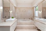 https://images.listonce.com.au/custom/160x/listings/24-illawong-drive-donvale-vic-3111/372/01910372_img_11.jpg?KEQOUgIm58w
