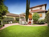 https://images.listonce.com.au/custom/160x/listings/24-james-street-surrey-hills-vic-3127/158/01684158_img_04.jpg?g94moSzjH7Y
