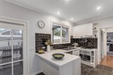 https://images.listonce.com.au/custom/160x/listings/24-jessop-street-greensborough-vic-3088/574/00693574_img_03.jpg?EKj5mcAX6Yk