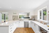 https://images.listonce.com.au/custom/160x/listings/24-jocelyn-avenue-balwyn-north-vic-3104/212/01684212_img_05.jpg?2oBTjf_MNsM