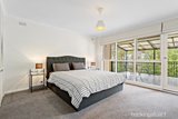 https://images.listonce.com.au/custom/160x/listings/24-jocelyn-avenue-balwyn-north-vic-3104/212/01684212_img_09.jpg?lBdN3FUZksM