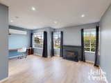 https://images.listonce.com.au/custom/160x/listings/24-laluma-street-essendon-vic-3040/246/01797246_img_08.jpg?oUYaVRivUYw