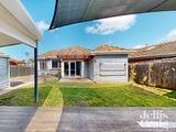 https://images.listonce.com.au/custom/160x/listings/24-laluma-street-essendon-vic-3040/246/01797246_img_13.jpg?1LG8UvK7p-M