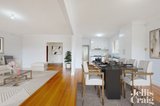 https://images.listonce.com.au/custom/160x/listings/24-logan-street-glenroy-vic-3046/119/01645119_img_02.jpg?_cHi-dz9zTE