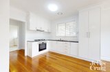 https://images.listonce.com.au/custom/160x/listings/24-logan-street-glenroy-vic-3046/119/01645119_img_03.jpg?e4w9OtU0Pyo