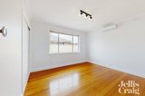 https://images.listonce.com.au/custom/160x/listings/24-logan-street-glenroy-vic-3046/119/01645119_img_07.jpg?T1fOlcXmfqw