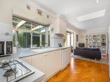 https://images.listonce.com.au/custom/160x/listings/24-lusk-drive-vermont-vic-3133/058/00621058_img_06.jpg?09v0n9hAKqA