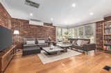 https://images.listonce.com.au/custom/160x/listings/24-lynden-grove-mount-waverley-vic-3149/547/01717547_img_03.jpg?bIG1g6_e6qk