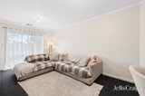 https://images.listonce.com.au/custom/160x/listings/24-manifold-road-woodend-vic-3442/471/01943471_img_06.jpg?oNoW4Ft8FaA