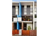 https://images.listonce.com.au/custom/160x/listings/24-mark-street-north-melbourne-vic-3051/587/00391587_img_05.jpg?6j2CK7JFRlw