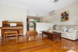 https://images.listonce.com.au/custom/160x/listings/24-mcauley-drive-rosanna-vic-3084/828/01895828_img_03.jpg?tongegfyxAI