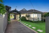 https://images.listonce.com.au/custom/160x/listings/24-mcculloch-street-nunawading-vic-3131/323/01122323_img_01.jpg?6y6qd8zSihA