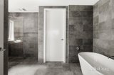 https://images.listonce.com.au/custom/160x/listings/24-moore-street-caulfield-south-vic-3162/902/01979902_img_15.jpg?ih2nIfNuCk8