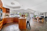 https://images.listonce.com.au/custom/160x/listings/24-mulberry-court-eltham-vic-3095/682/01584682_img_06.jpg?t59WbuZpOXI