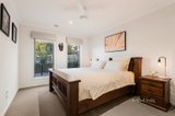 https://images.listonce.com.au/custom/160x/listings/24-norris-circuit-croydon-vic-3136/706/01700706_img_07.jpg?6E2Y9w02Kk8