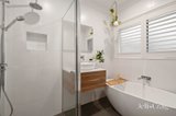 https://images.listonce.com.au/custom/160x/listings/24-oaktree-road-croydon-north-vic-3136/701/01972701_img_13.jpg?0FSTufcYtM4