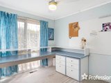 https://images.listonce.com.au/custom/160x/listings/24-orrong-road-mooroolbark-vic-3138/522/01526522_img_10.jpg?jJ6AIIFCFJ0