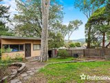 https://images.listonce.com.au/custom/160x/listings/24-orrong-road-mooroolbark-vic-3138/522/01526522_img_14.jpg?4qbquUVy5Mk