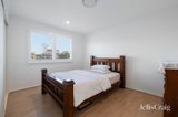 https://images.listonce.com.au/custom/160x/listings/24-pasadena-crescent-bentleigh-east-vic-3165/093/01975093_img_12.jpg?jTB0SzVfLig