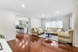 https://images.listonce.com.au/custom/160x/listings/24-paxton-drive-glen-waverley-vic-3150/182/01530182_img_06.jpg?wHTXet7CWqM