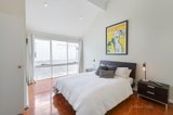 https://images.listonce.com.au/custom/160x/listings/24-peers-street-richmond-vic-3121/333/00773333_img_09.jpg?l8pLMlrliBM