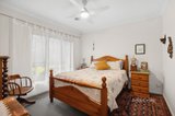 https://images.listonce.com.au/custom/160x/listings/24-phyllis-crescent-mckenzie-hill-vic-3451/902/01596902_img_11.jpg?9Dn7eUQ7GNc