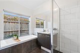 https://images.listonce.com.au/custom/160x/listings/24-point-boulevard-point-lonsdale-vic-3225/834/01599834_img_10.jpg?6g4Ame9GtR0