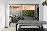 https://images.listonce.com.au/custom/160x/listings/24-pridham-street-kensington-vic-3031/254/01650254_img_08.jpg?X2Jk0zqB6BA