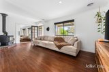 https://images.listonce.com.au/custom/160x/listings/24-richards-court-scarsdale-vic-3351/942/01986942_img_02.jpg?jz6GnQZregw