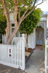 https://images.listonce.com.au/custom/160x/listings/24-richardson-street-brunswick-vic-3056/917/01641917_img_02.jpg?JuxU9vb2CNE