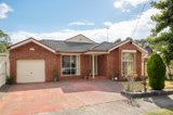 https://images.listonce.com.au/custom/160x/listings/24-robinvale-avenue-thomastown-vic-3074/940/01652940_img_01.jpg?6hWVJCd60Lw