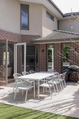 https://images.listonce.com.au/custom/160x/listings/24-rosedale-road-glen-iris-vic-3146/602/01810602_img_16.jpg?FxO5FZtiloc