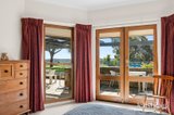 https://images.listonce.com.au/custom/160x/listings/24-ross-drive-castlemaine-vic-3450/994/01912994_img_12.jpg?eNsLw7aPuSw