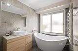 https://images.listonce.com.au/custom/160x/listings/24-ryrie-court-lilydale-vic-3140/315/01720315_img_15.jpg?Z-1Ta8hNwWQ